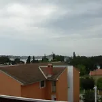 בית הארחה Sea Joy רוביני