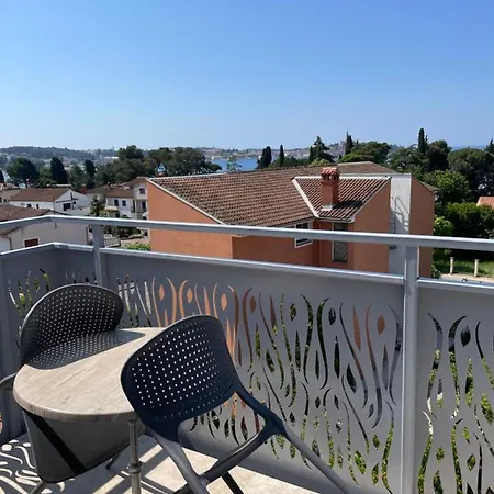 Sea Joy רוביני