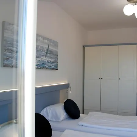 Pensjonat Sea Joy 3*
