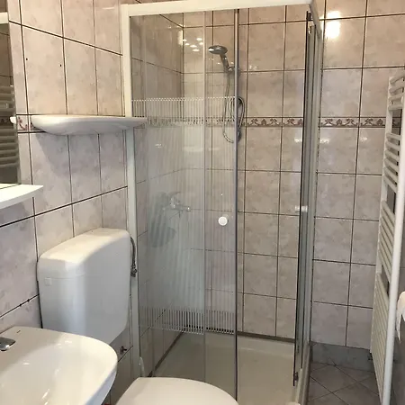 Pensión Sea Joy 3*